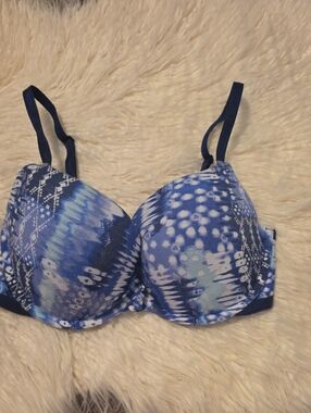Victoria's Secret Blue Printed T-Shirt Bra